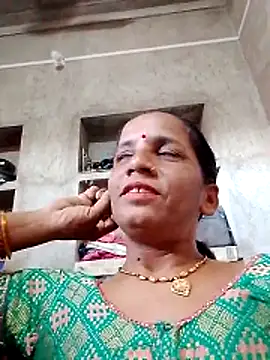 Snapshot of Anitarakkoli chatting on May 31, 4:31 am Anitarakkoli online show from May 31, 4:31 am