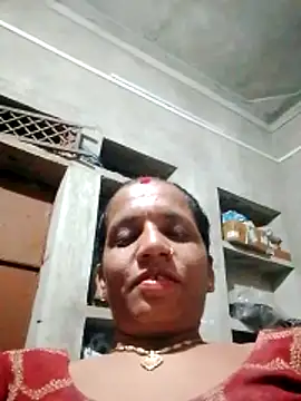 Snapshot of Anitarakkoli chatting on May 31, 4:36 pm Anitarakkoli online show from May 31, 4:36 pm