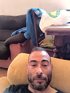 Snapshot of Erchipi chatting on April 13, 2:00 pm Erchipi online show from April 13, 2:00 pm