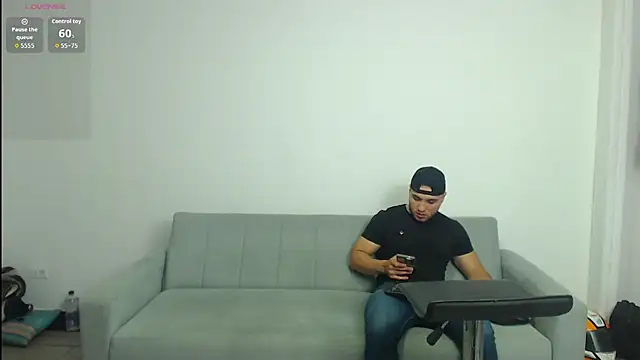 Snapshot of jhustin_marcius chatting on May 5, 8:50 pm jhustin marcius online show from May 5, 8:50 pm