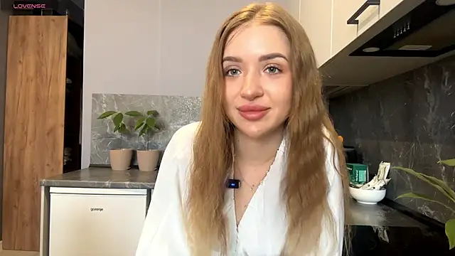 BeaCazin online show from February 21, 6:47 am