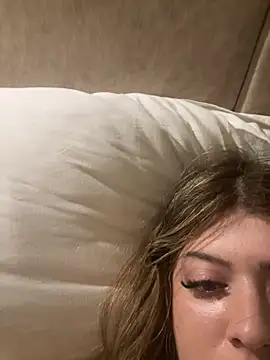 Snapshot of secretdoll00 chatting on February 15, 2:58 pm secretdoll00 online show from February 15, 2:58 pm