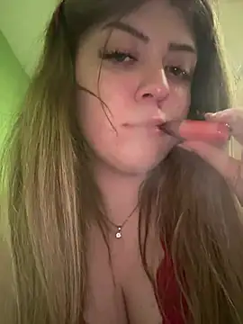 Snapshot of secretdoll00 chatting on February 20, 8:31 pm secretdoll00 online show from February 20, 8:31 pm