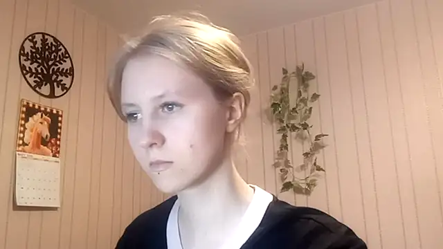 RunawayBr1de online show from March 10, 3:06 pm