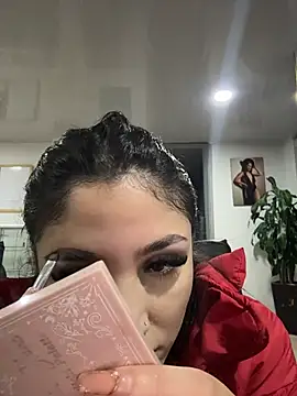 Snapshot of babyy_nicols_m chatting on July 15, 1:44 am babyy nicols m online show from July 15, 1:44 am