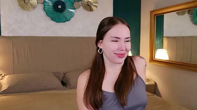 Arielle Vade online show from May 7, 5:02 am
