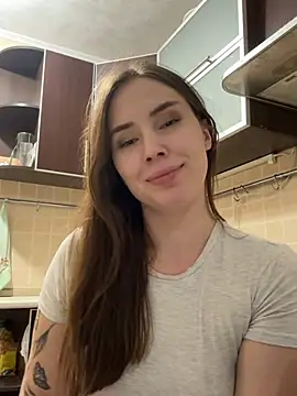Arielle Vade online show from May 8, 6:24 pm