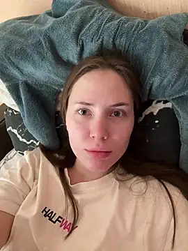 Arielle Vade online show from May 23, 10:03 pm