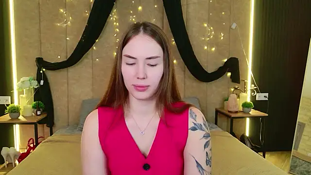 Arielle Vade online show from May 25, 5:13 am