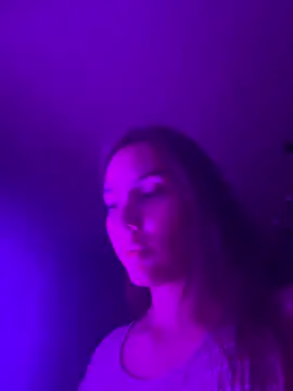 Arielle Vade online show from July 12, 8:11 pm