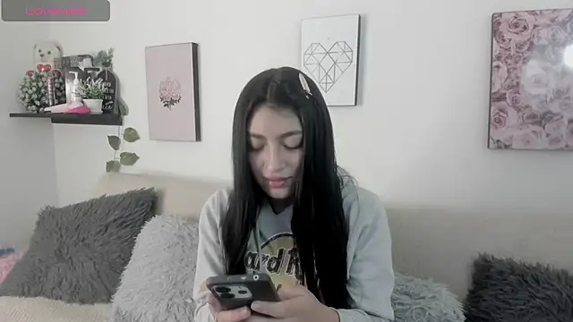 Alexaalove 1 online show from February 19, 1:40 pm