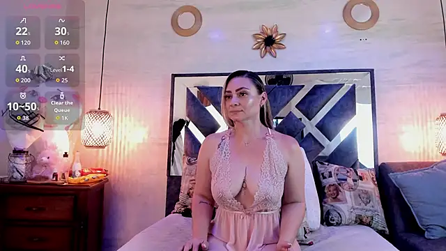 Snapshot of annie_vega17_ chatting on May 21, 2:13 pm annie vega17 online show from May 21, 2:13 pm