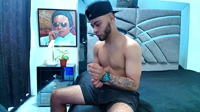 Xanderstone00 online show from May 26, 2:24 pm