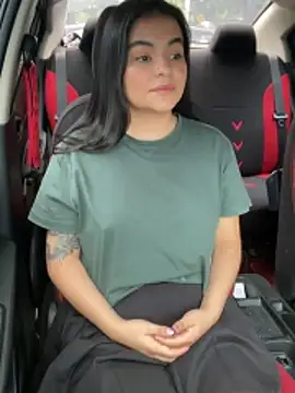 Snapshot of Violeta_and_Charlie chatting on June 14, 1:35 pm Violeta and Charlie online show from June 14, 1:35 pm