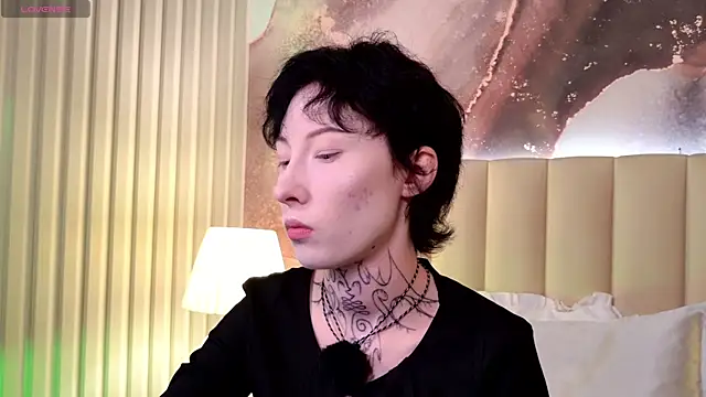 Snapshot of roxy_morrison_x chatting on July 20, 3:32 am roxy morrison x online show from July 20, 3:32 am
