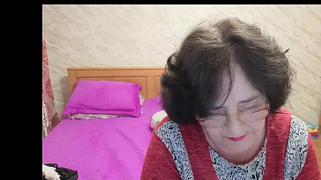 xMaryxAnne online show from April 29, 5:41 pm