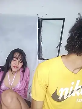 Snapshot of Juliettaf chatting on February 13, 12:17 am Juliettaf online show from February 13, 12:17 am