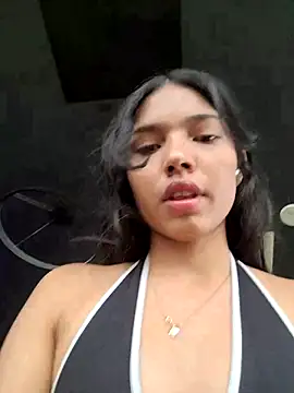 jadelaurent online show from April 24, 5:15 pm
