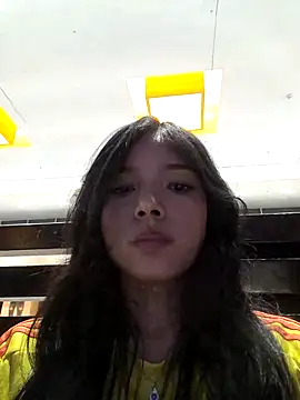jadelaurent online show from June 18, 1:39 am