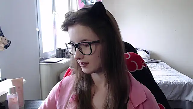 LunaXcherry online show from June 13, 11:08 am
