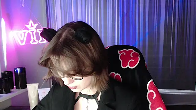 Snapshot of LunaXcherry chatting on July 21, 4:42 pm LunaXcherry online show from July 21, 4:42 pm