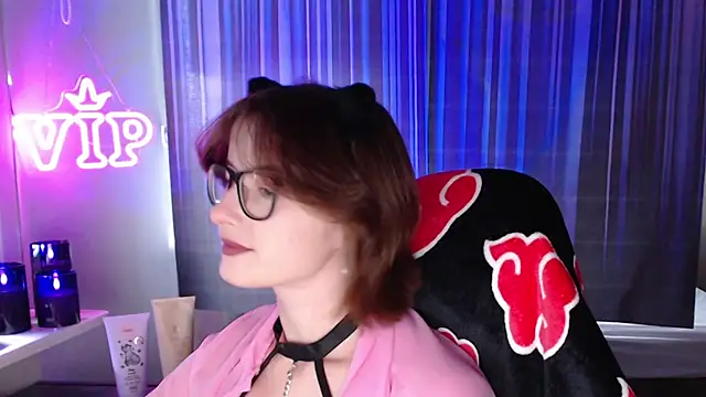 Snapshot of LunaXcherry chatting on July 27, 4:36 pm LunaXcherry online show from July 27, 4:36 pm