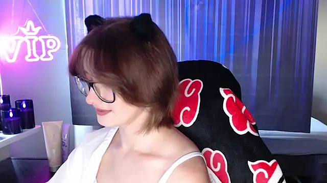 Snapshot of LunaXcherry chatting on July 31, 5:01 pm LunaXcherry online show from July 31, 5:01 pm