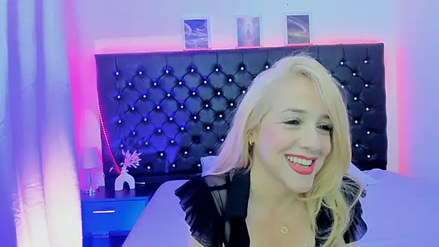 CrystalRose 40 online show from February 9, 8:13 pm