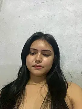 Snapshot of zara_noire chatting on March 24, 3:17 pm zara noire online show from March 24, 3:17 pm