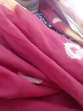 Snapshot of Simran_008 chatting on June 2, 12:51 pm Simran 008 online show from June 2, 12:51 pm