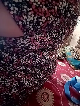 Snapshot of Simran_008 chatting on June 4, 3:23 am Simran 008 online show from June 4, 3:23 am