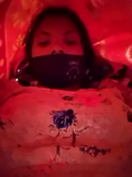 Snapshot of punita-s chatting on February 25, 11:09 am punita-s online show from February 25, 11:09 am