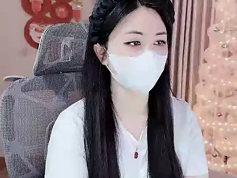 Snapshot of Agnelyn___ chatting on February 13, 9:16 am Agnelyn online show from February 13, 9:16 am