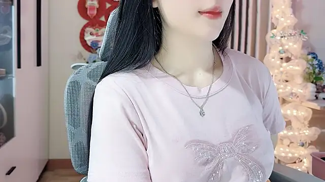 Agnelyn    online show from May 3, 3:18 pm