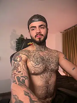 Benjii Carter1 online show from July 12, 1:07 am