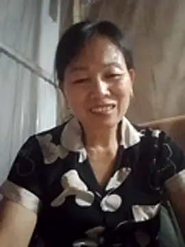 Snapshot of Kiss_love2 chatting on July 11, 1:25 pm Kiss love2 online show from July 11, 1:25 pm