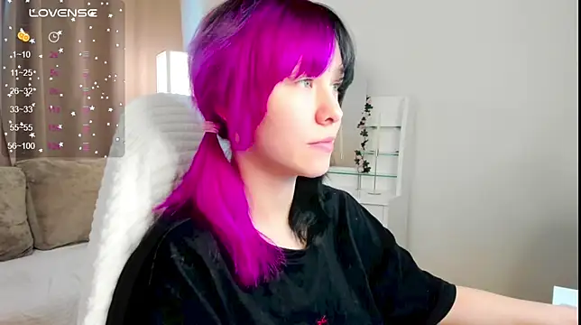 EmilyTrase online show from June 22, 1:07 am