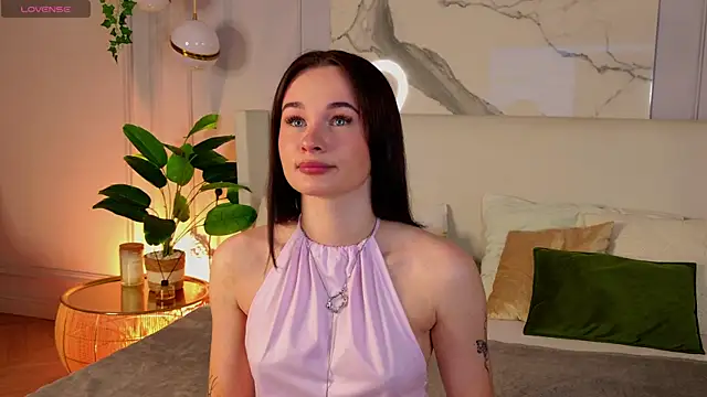 Snapshot of Abigail_Forland chatting on July 3, 5:03 am Abigail Forland online show from July 3, 5:03 am