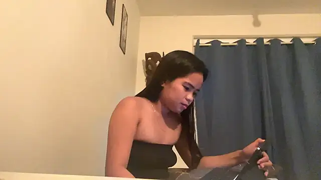 JanethSzerszen online show from February 18, 10:22 am