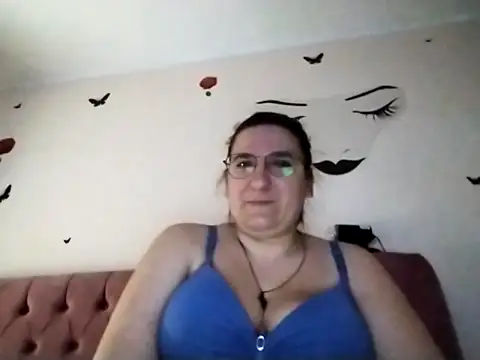 dana92vat online show from March 8, 3:49 pm