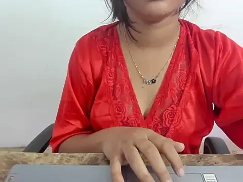 AnshikaBloom98 online show from March 15, 5:30 pm