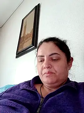 Snapshot of Sony28v chatting on May 14, 5:58 am Sony28v online show from May 14, 5:58 am