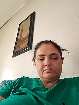 Snapshot of Sony28v chatting on May 23, 5:34 am Sony28v online show from May 23, 5:34 am