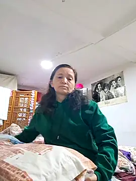 Alexamontiel  online show from February 19, 11:50 am