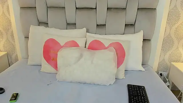 keiira foxxx online show from February 26, 11:31 am