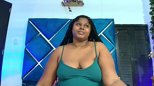 Snapshot of AlexaRousse4u chatting on May 16, 10:52 pm AlexaRousse4u online show from May 16, 10:52 pm