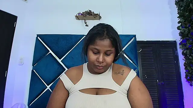 Snapshot of AlexaRousse4u chatting on June 18, 11:42 pm AlexaRousse4u online show from June 18, 11:42 pm