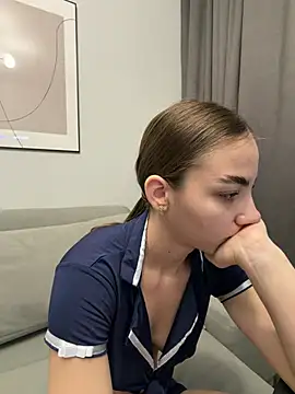 Snapshot of _Patricia_P chatting on March 4, 4:18 am Patricia P online show from March 4, 4:18 am