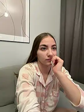 Snapshot of _Patricia_P chatting on March 6, 11:06 am Patricia P online show from March 6, 11:06 am