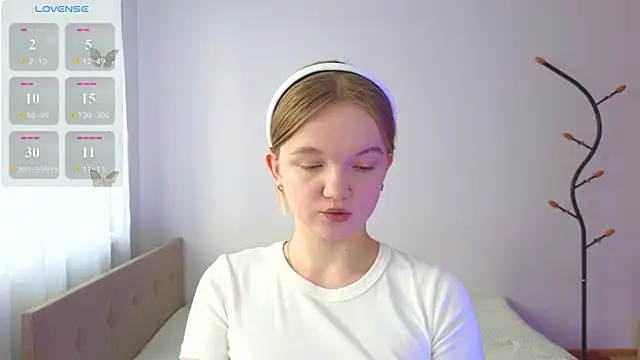 Snapshot of StellaBunny chatting on June 14, 11:12 am StellaBunny online show from June 14, 11:12 am
